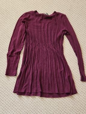 Daisy Fuentes Plum Ribbed Knit Tunic Top